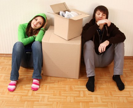 Careful packing and loading steps for Archway removals